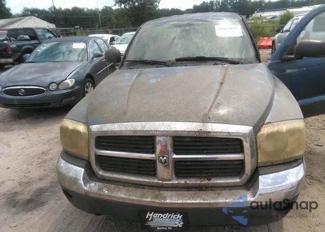 2005 Dodge Dakota Slt z USA, uszkodzony, nr VIN 1D7HW48K15S163935